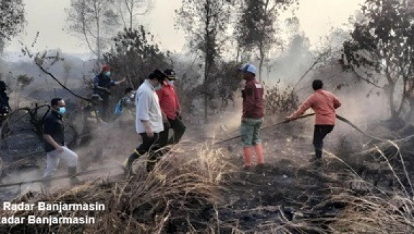 BNPB dan BPBD Kalsel Tabur 6 Ton Garam ke Awan Untuk Mancing Hujan